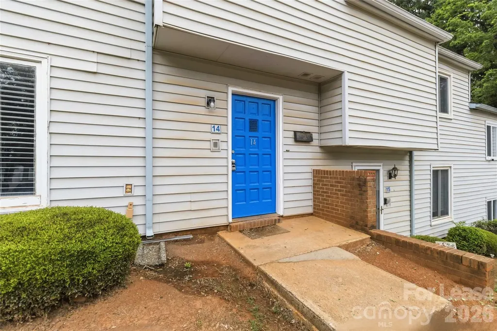 2005 Stoney Point Lane Charlotte NC 28210