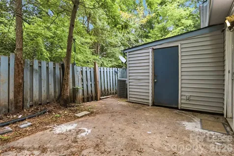 2005 Stoney Point Lane Charlotte NC 28210