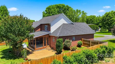 4005 Brickfield Street Hickory NC 28602