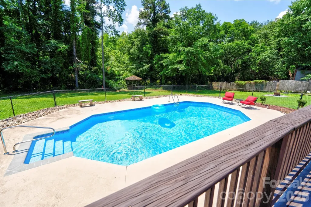 246 Putnam Lake Road Kings Mountain NC 28086