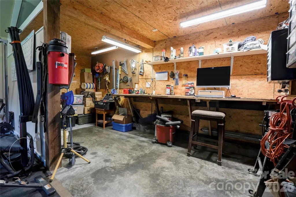 246 Putnam Lake Road Kings Mountain NC 28086