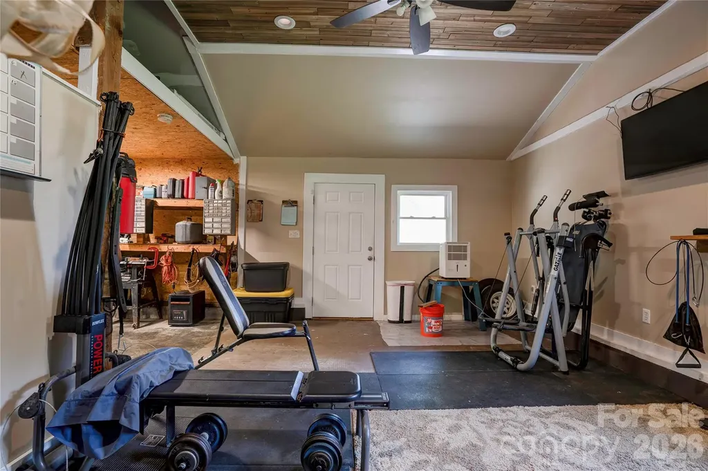 246 Putnam Lake Road Kings Mountain NC 28086