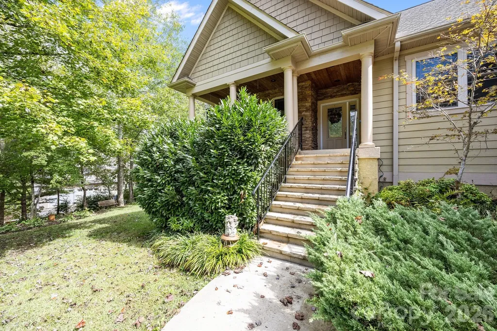 40 Mountain Shadows Drive Leicester NC 28748