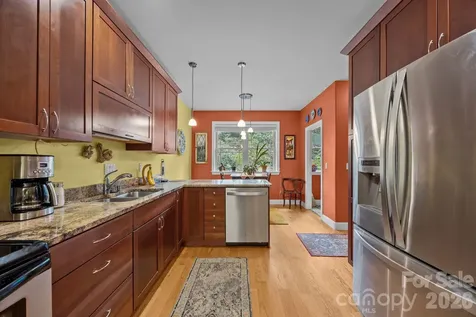 40 Mountain Shadows Drive Leicester NC 28748