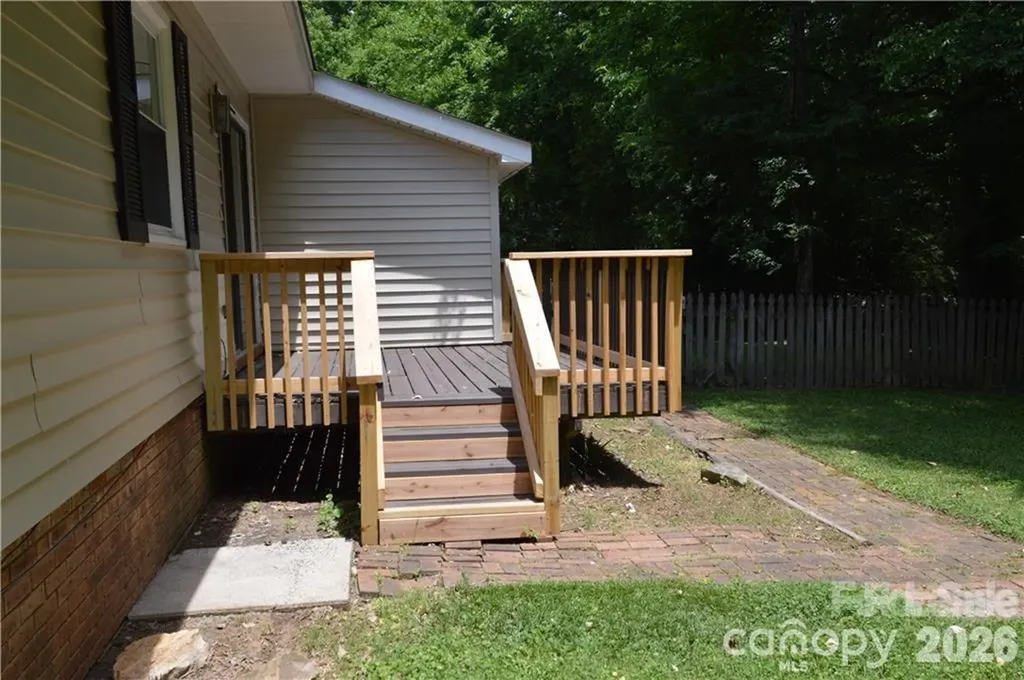 11701 Shandon Circle Charlotte NC 28226