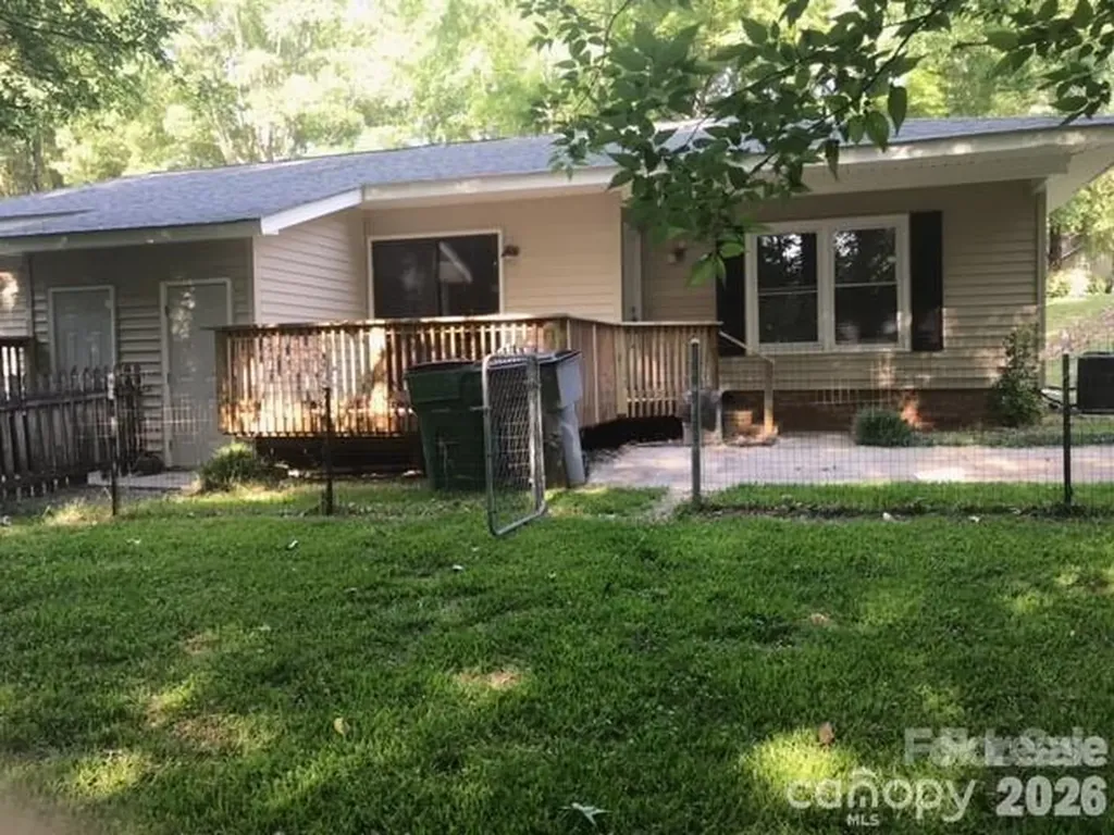 11701 Shandon Circle Charlotte NC 28226
