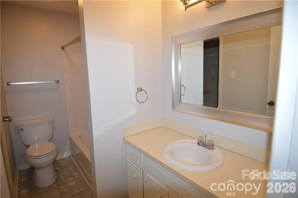 11701 Shandon Circle Charlotte NC 28226