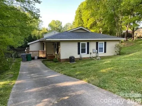 11701 Shandon Circle Charlotte NC 28226