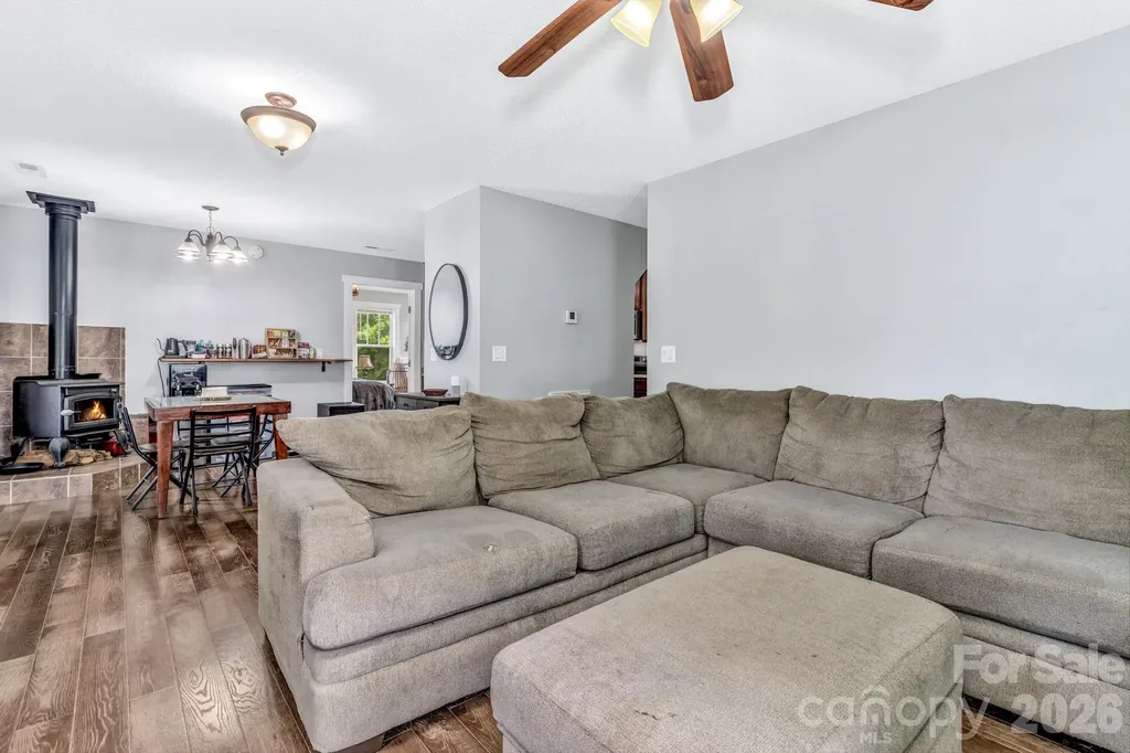 43 Pelzer Street Asheville NC 28804