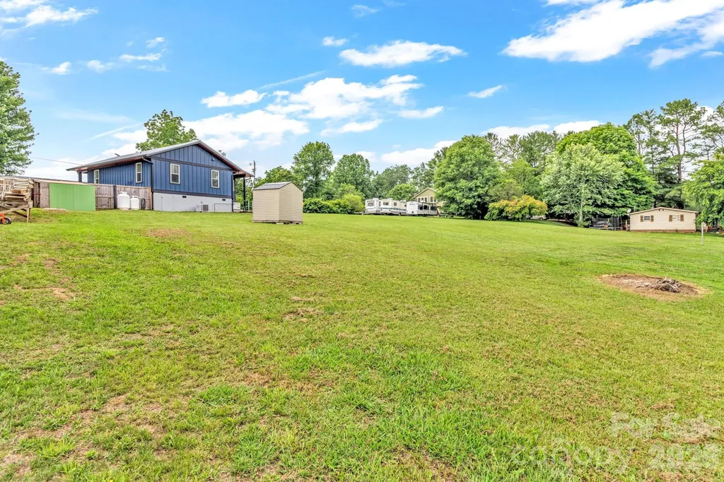43 Pelzer Street Asheville NC 28804
