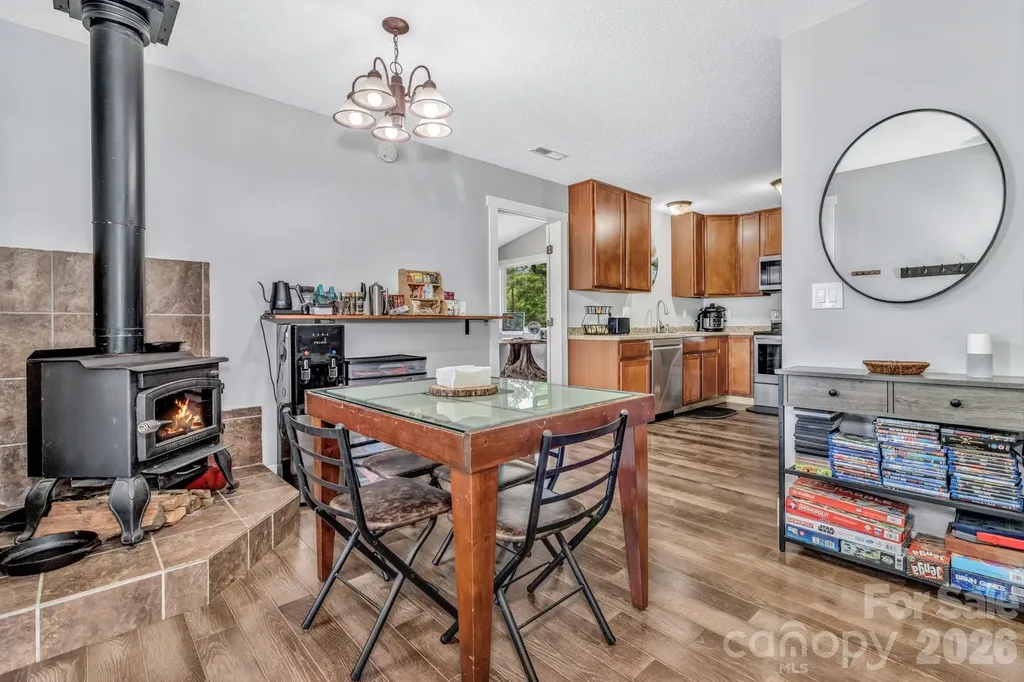 43 Pelzer Street Asheville NC 28804