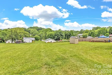43 Pelzer Street Asheville NC 28804