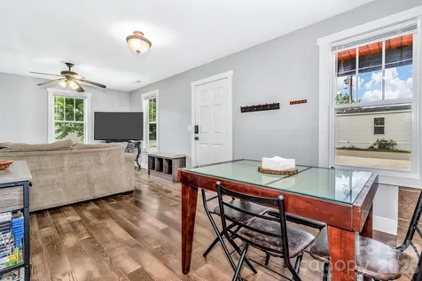 43 Pelzer Street Asheville NC 28804