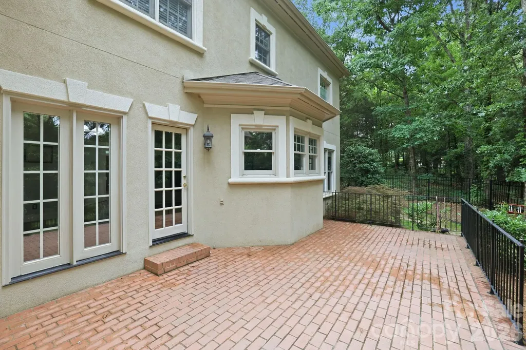 14516 Ballantyne Country Club Drive Charlotte NC 28277