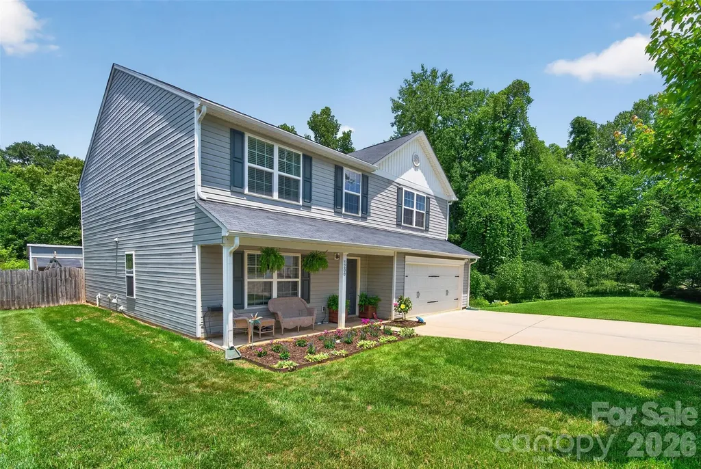 1200 Catawba Run Lowell NC 28098