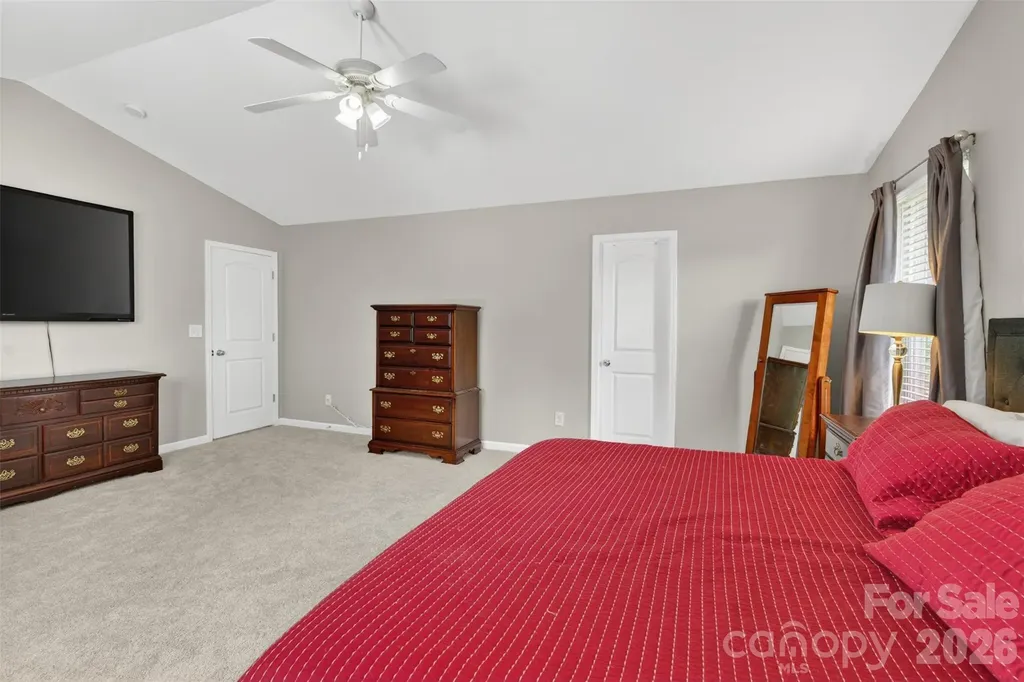 1200 Catawba Run Lowell NC 28098
