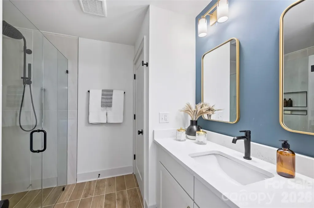 3131 Colyer Place Charlotte NC 28205