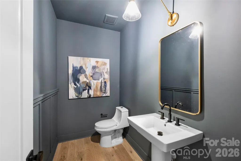 3131 Colyer Place Charlotte NC 28205