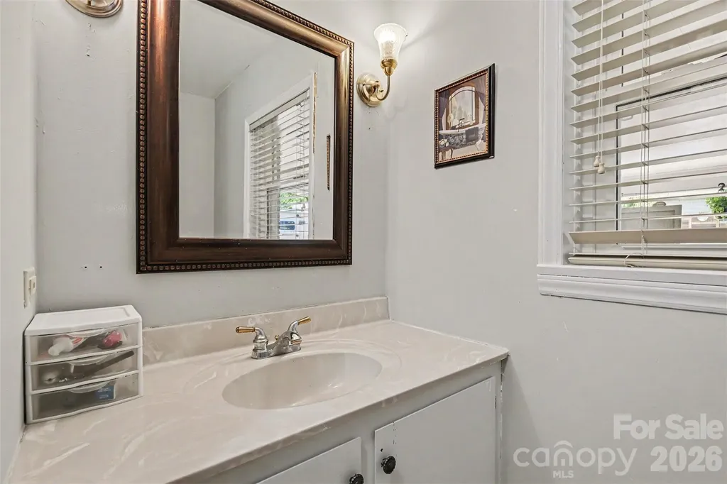1339 Carmen Lane Gastonia NC 28054