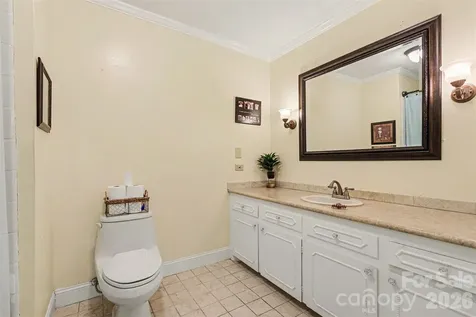 1339 Carmen Lane Gastonia NC 28054