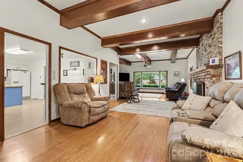 1339 Carmen Lane Gastonia NC 28054