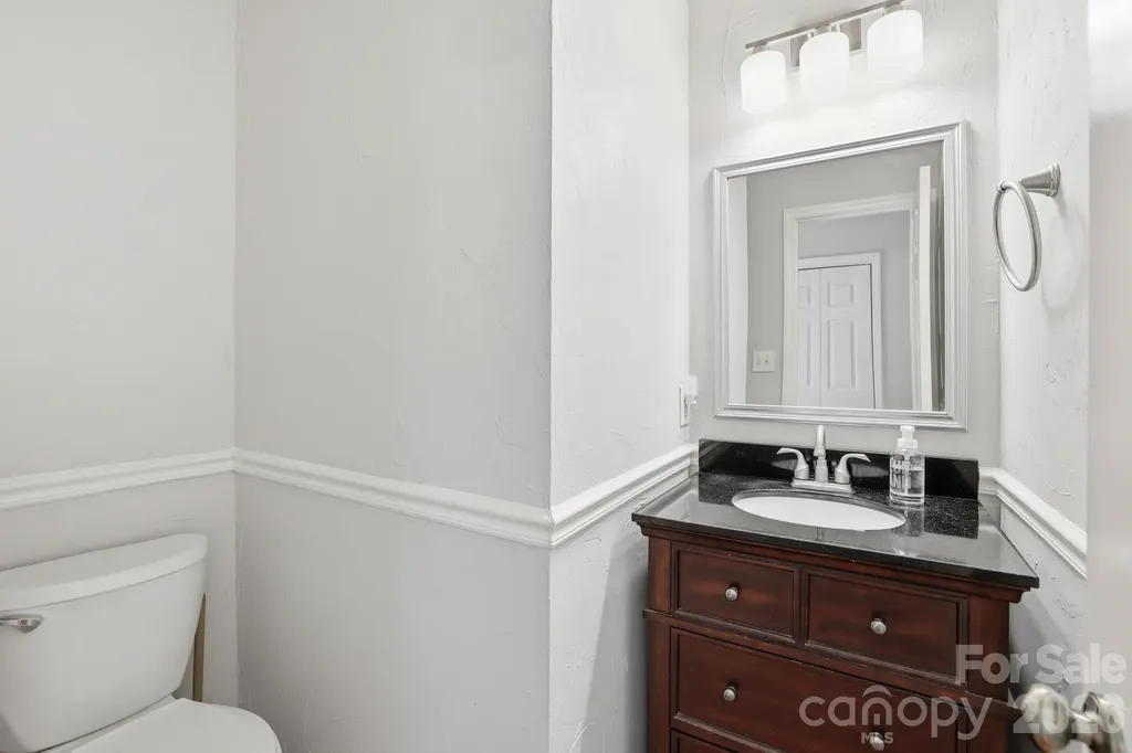 340 Walnut Point Drive Matthews NC 28105