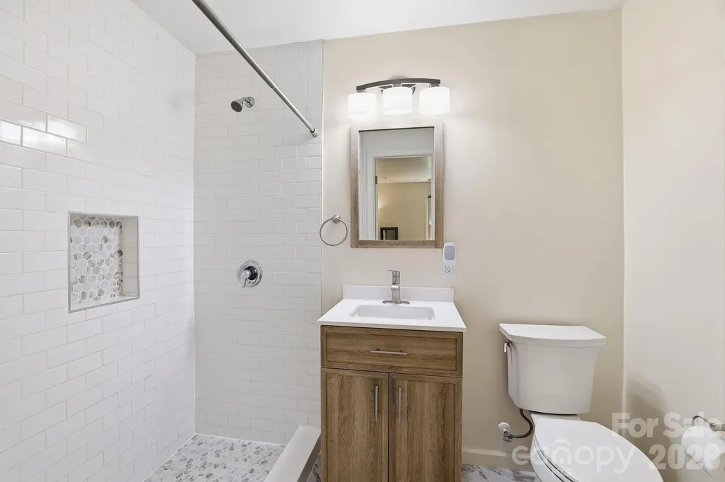 340 Walnut Point Drive Matthews NC 28105