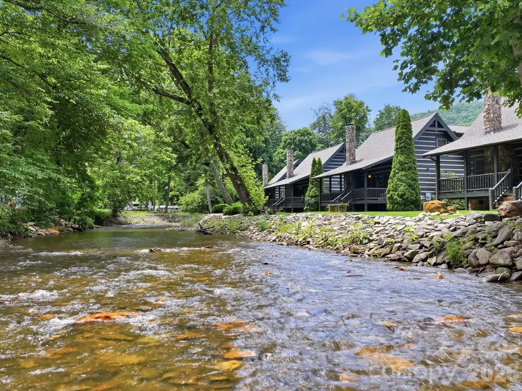 62 Rachels Circle Maggie Valley NC 28751