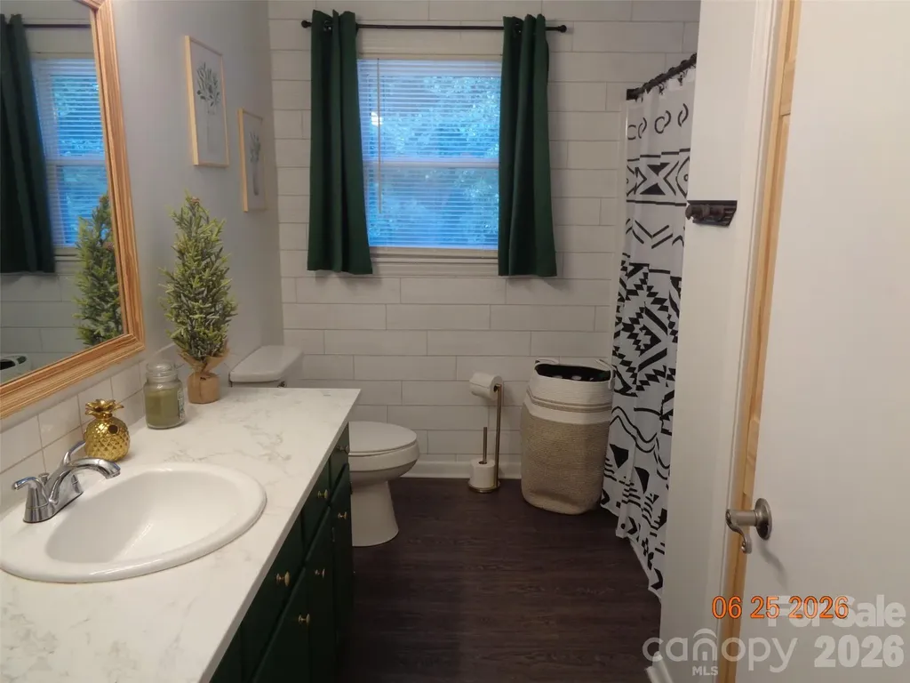 1702 Cajah Mountain Road Hudson NC 28638