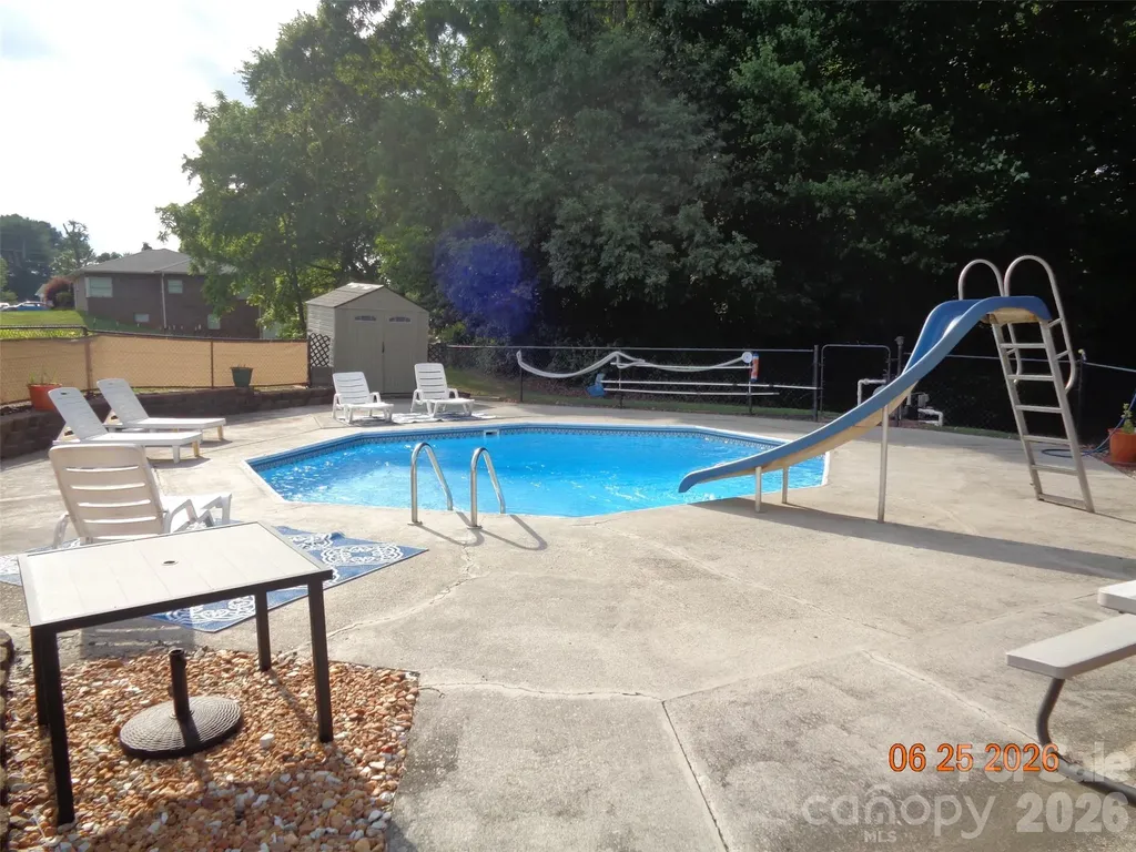 1702 Cajah Mountain Road Hudson NC 28638