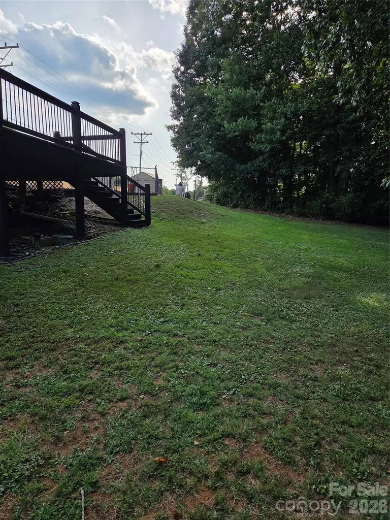 1702 Cajah Mountain Road Hudson NC 28638