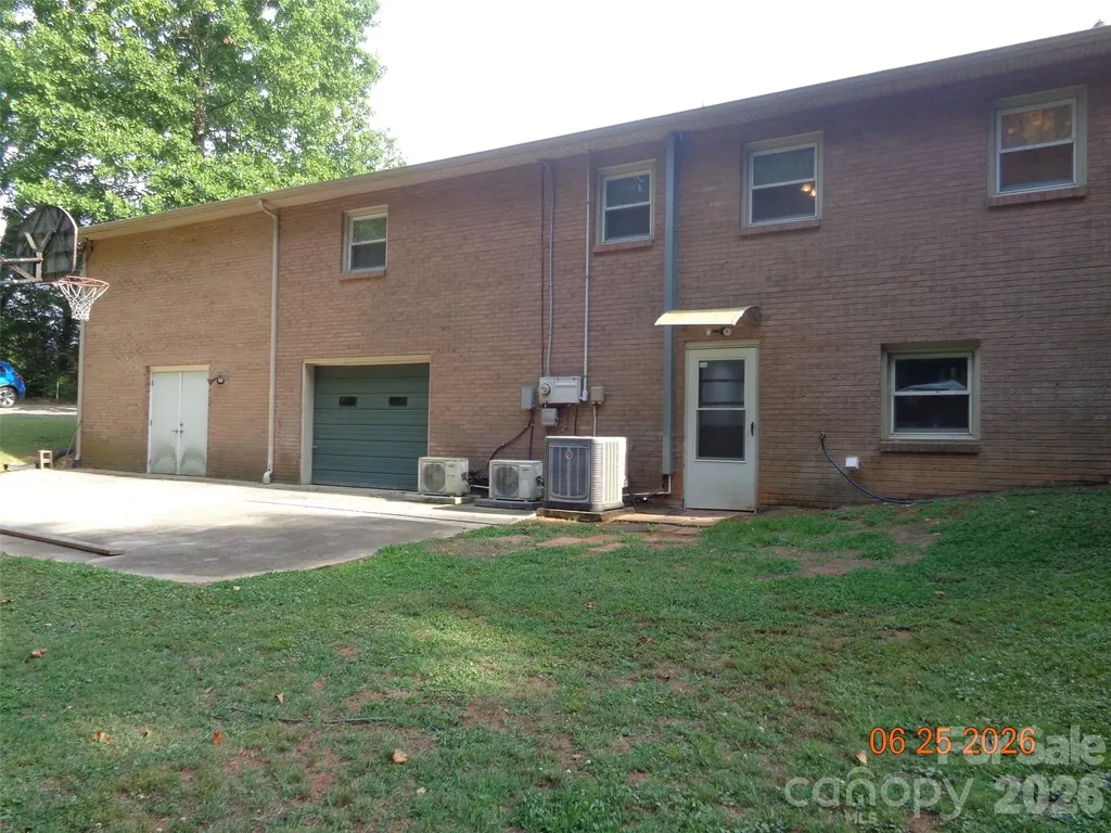 1702 Cajah Mountain Road Hudson NC 28638