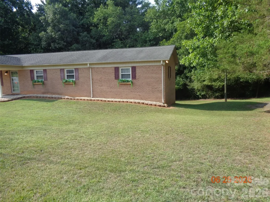 1702 Cajah Mountain Road Hudson NC 28638