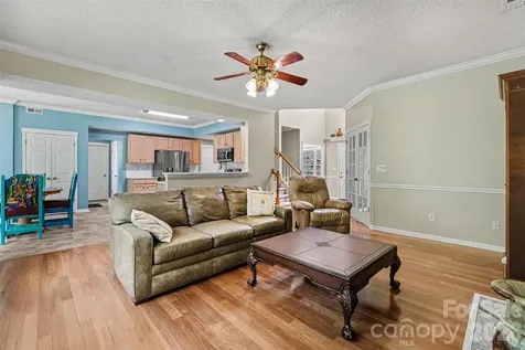 Charlotte NC 28269