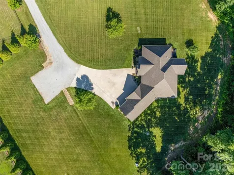517 Linwood Road Mooresville NC 28115