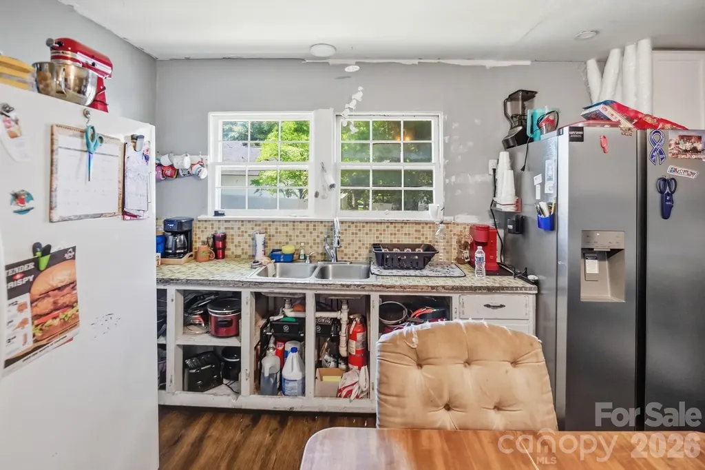 4753 S Depot Street Claremont NC 28610