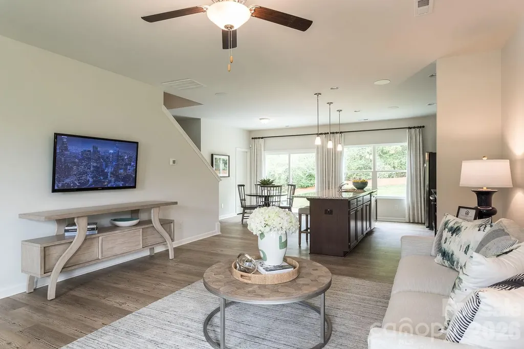 4021 Juno Drive Charlotte NC 28215