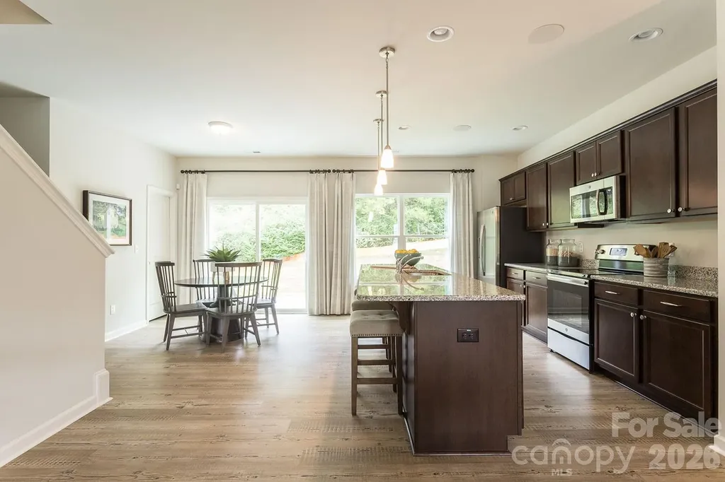 4021 Juno Drive Charlotte NC 28215