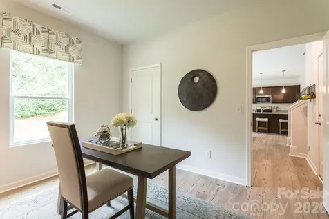 4021 Juno Drive Charlotte NC 28215