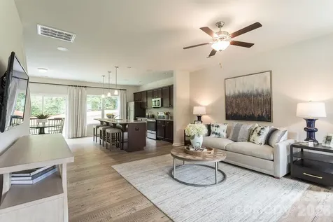 4021 Juno Drive Charlotte NC 28215