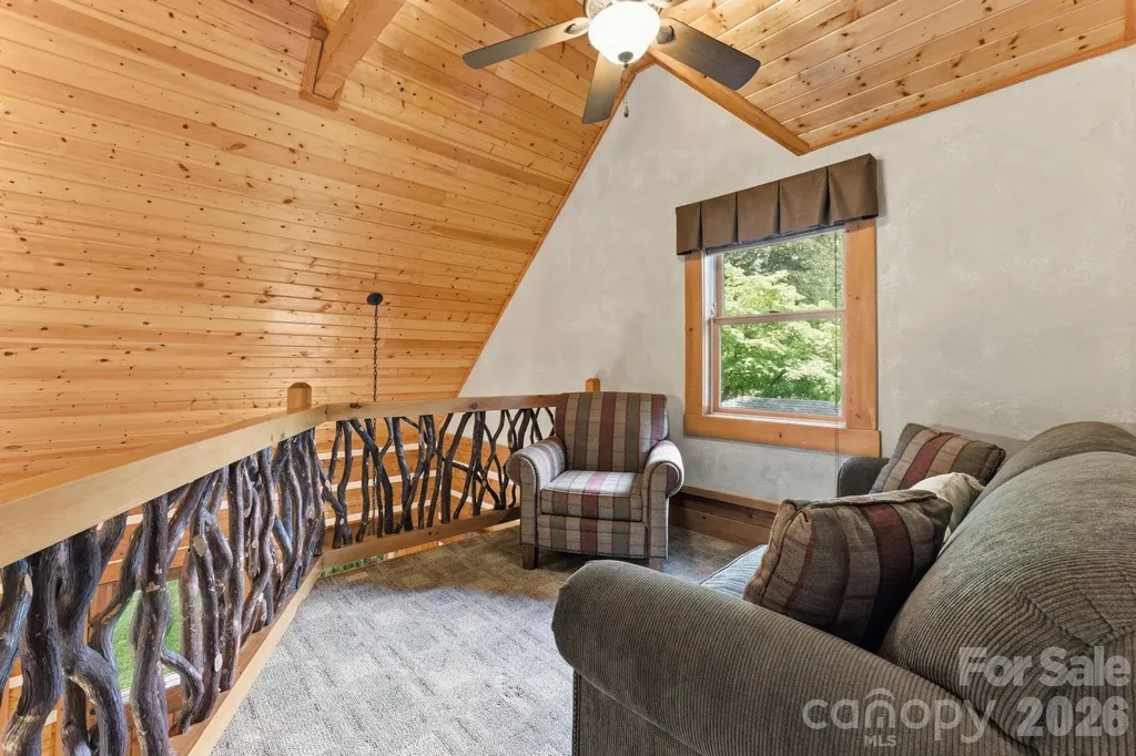 18 Rachels Circle Maggie Valley NC 28751