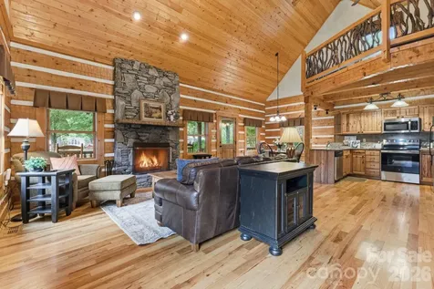 18 Rachels Circle Maggie Valley NC 28751
