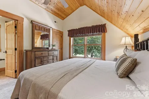 18 Rachels Circle Maggie Valley NC 28751