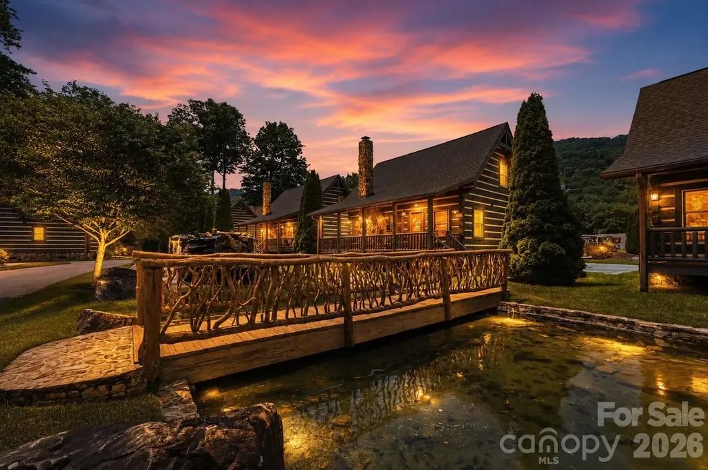 17 Rachels Circle Maggie Valley NC 28751