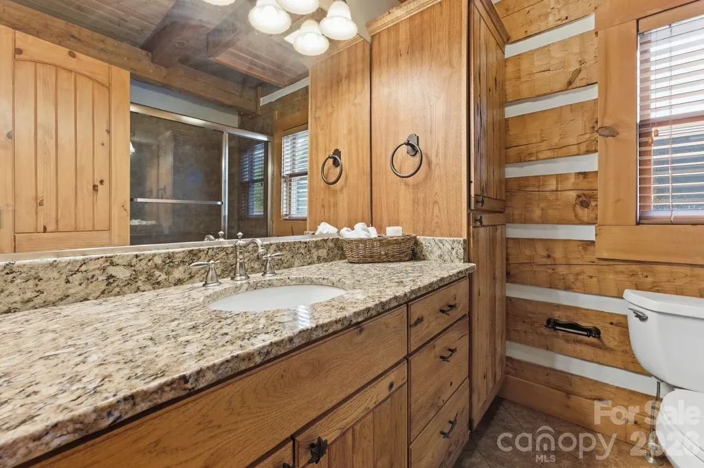 17 Rachels Circle Maggie Valley NC 28751
