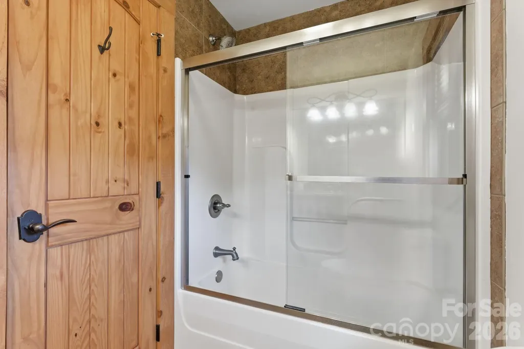 17 Rachels Circle Maggie Valley NC 28751