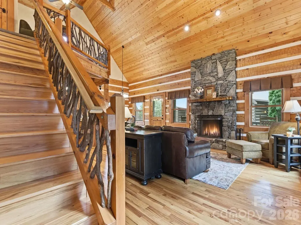 17 Rachels Circle Maggie Valley NC 28751
