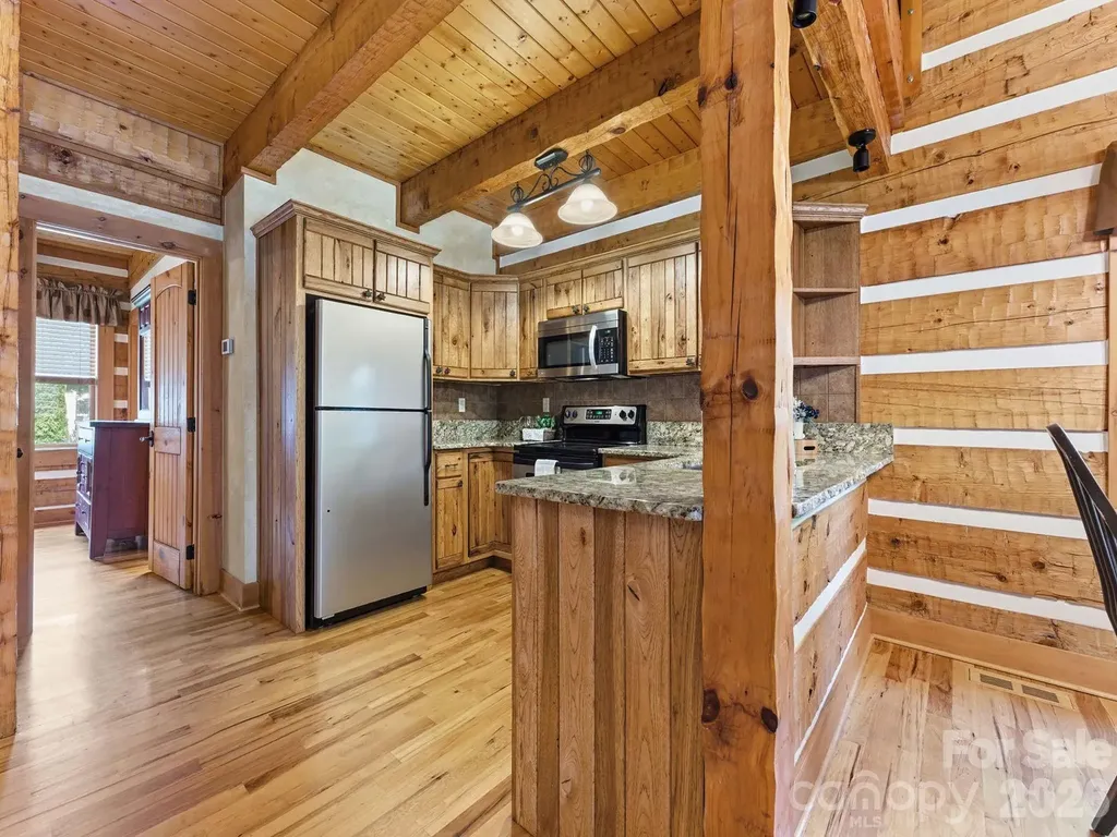 17 Rachels Circle Maggie Valley NC 28751