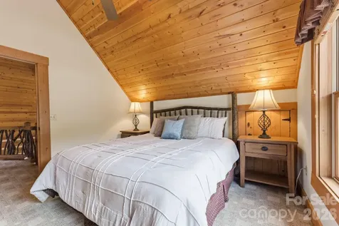 17 Rachels Circle Maggie Valley NC 28751
