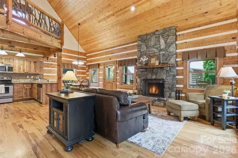 17 Rachels Circle Maggie Valley NC 28751
